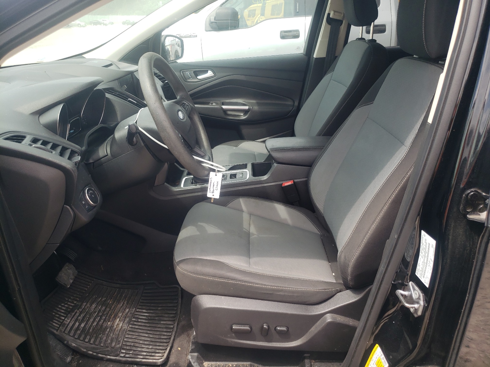 1FMCU0GD7JUA94488 2018 Ford Escape Se