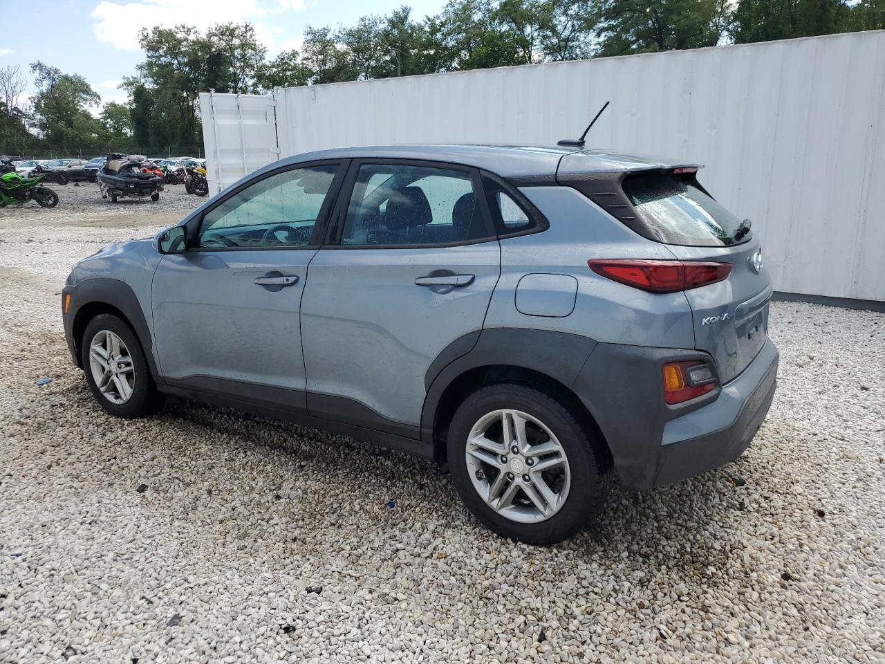 KM8K12AA2LU486585 Hyundai Kona SE 2