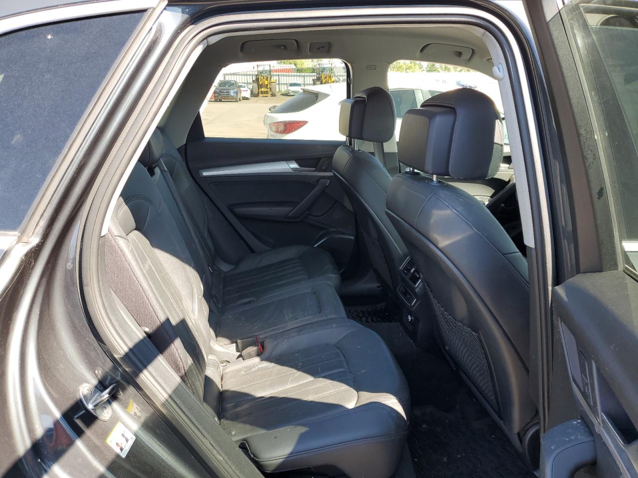 2018 Audi Q5 Premium VIN: WA1ANAFY3J2002477 Lot: 60904575