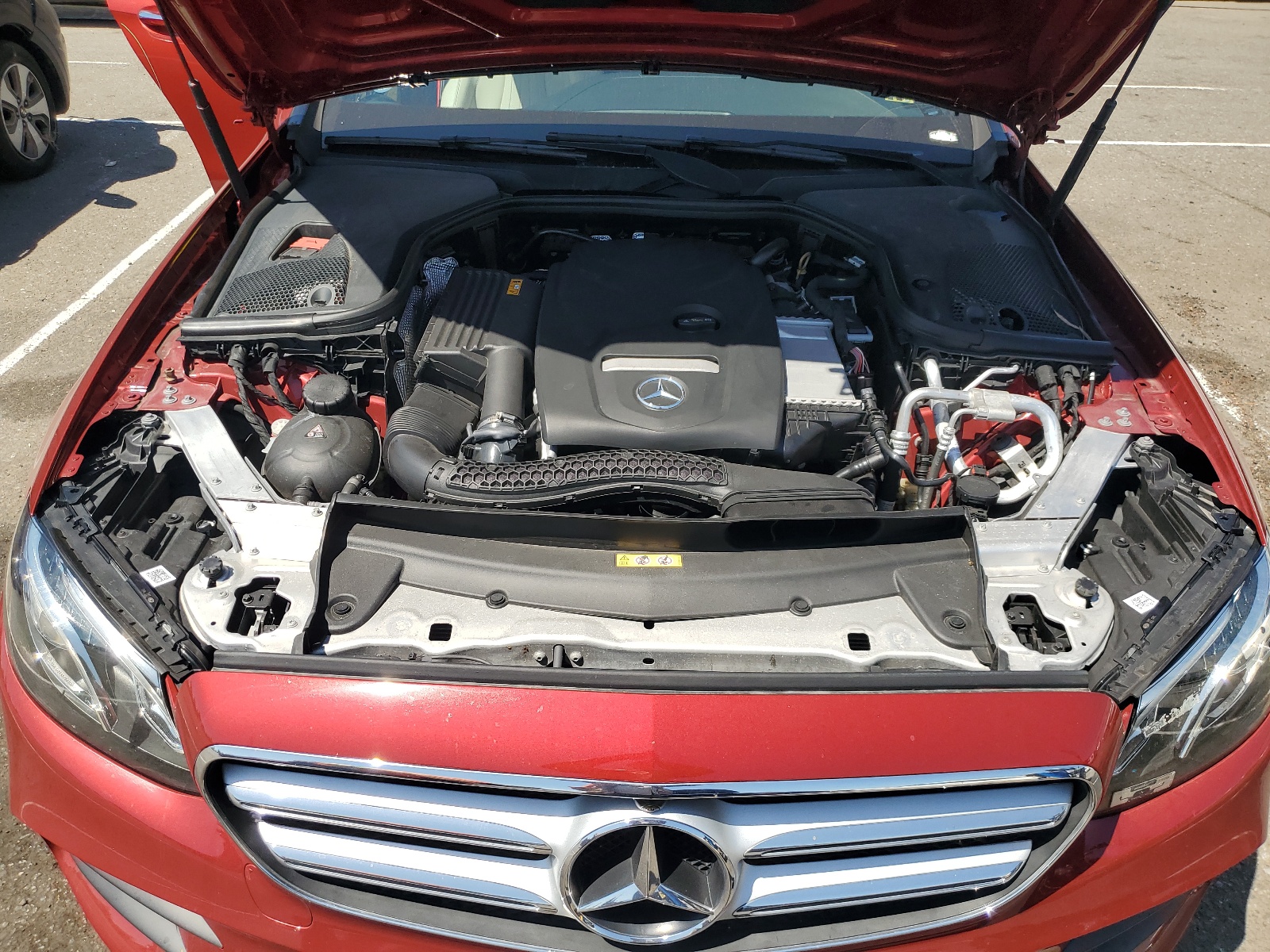 WDDZF4JB8KA580842 2019 Mercedes-Benz E 300