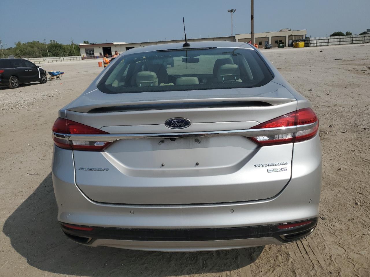 3FA6P0D91JR247100 2018 Ford Fusion Titanium/Platinum