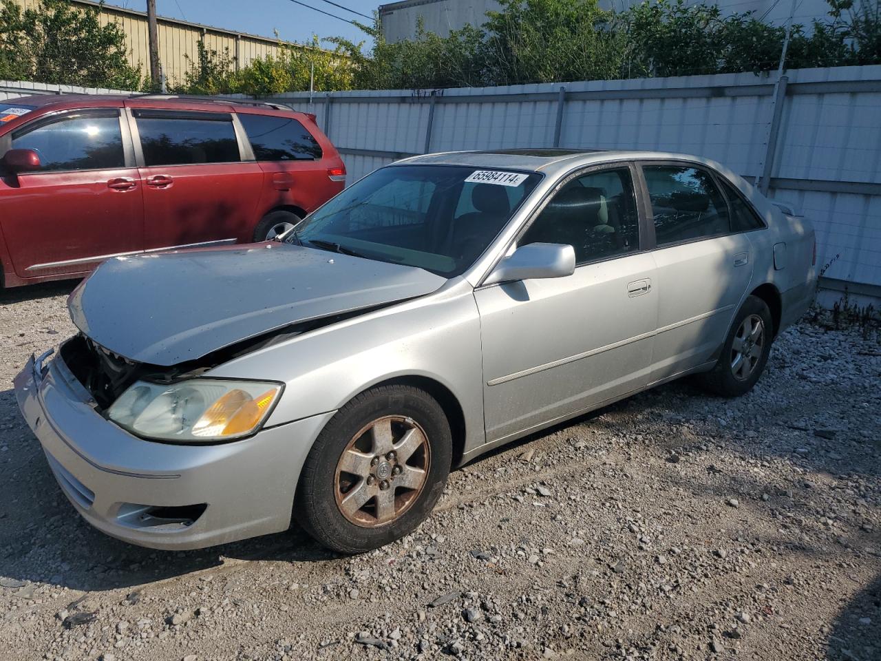 2001 Toyota Avalon Xl na sprzedaż w Lexington, KY - Front End