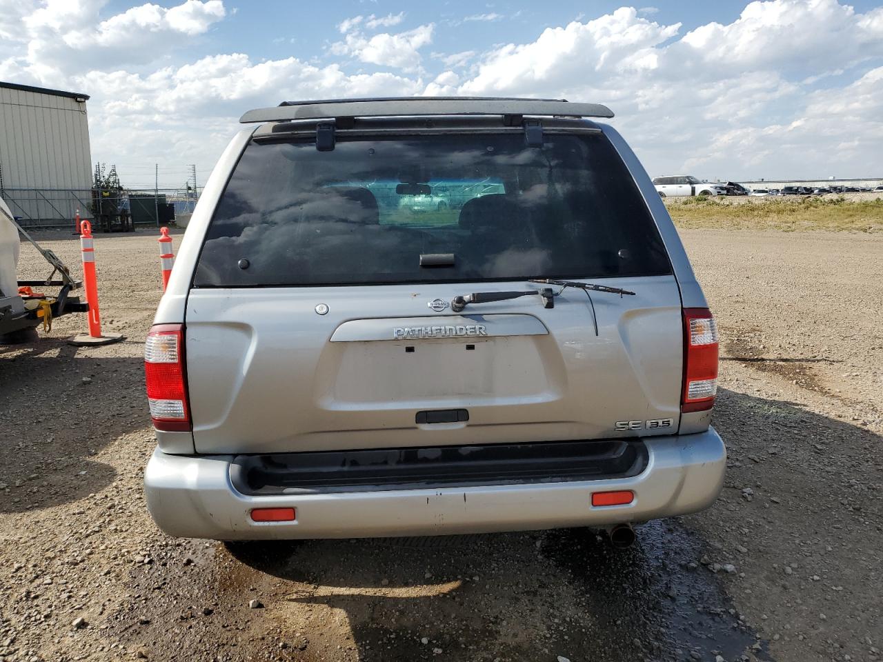 2001 Nissan Pathfinder Le VIN: JN8DR09Y51W581126 Lot: 68245334