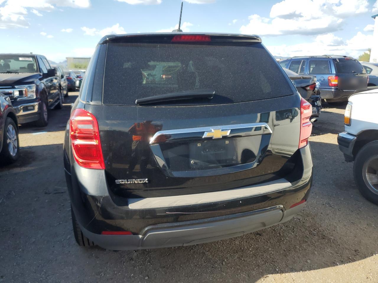 2GNALBEK0H1576132 2017 Chevrolet Equinox Ls