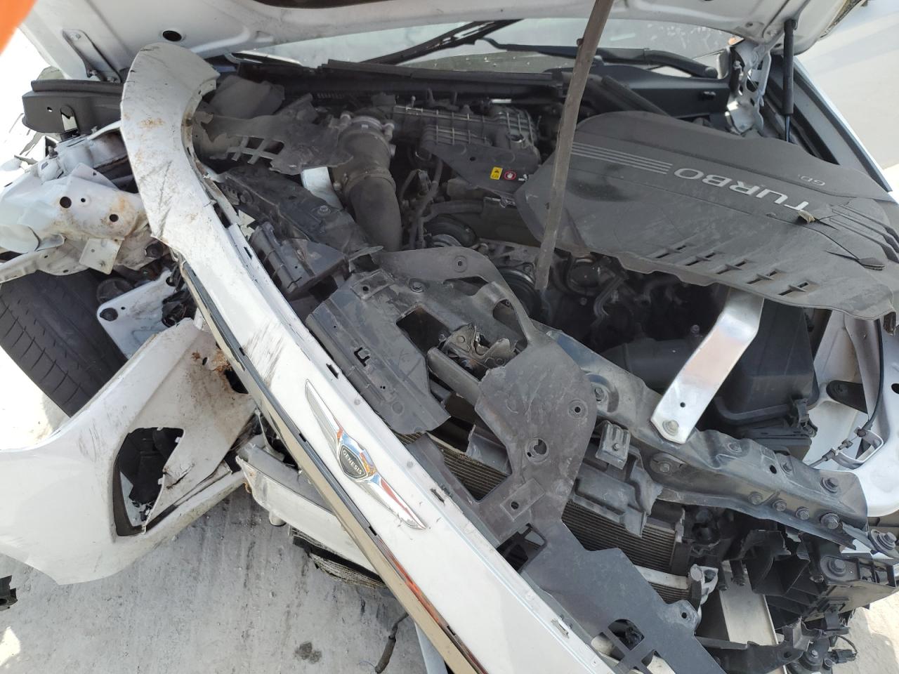2019 Genesis G70 - Image 11