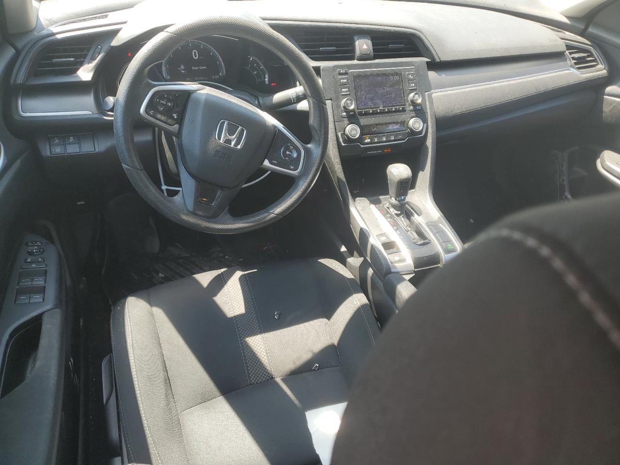 2HGFC2F68KH601522 2019 Honda Civic Lx