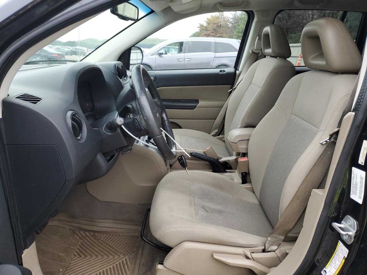 2009 Jeep Compass Sport VIN: 1J8FF47B89D192662 Lot: 66068314