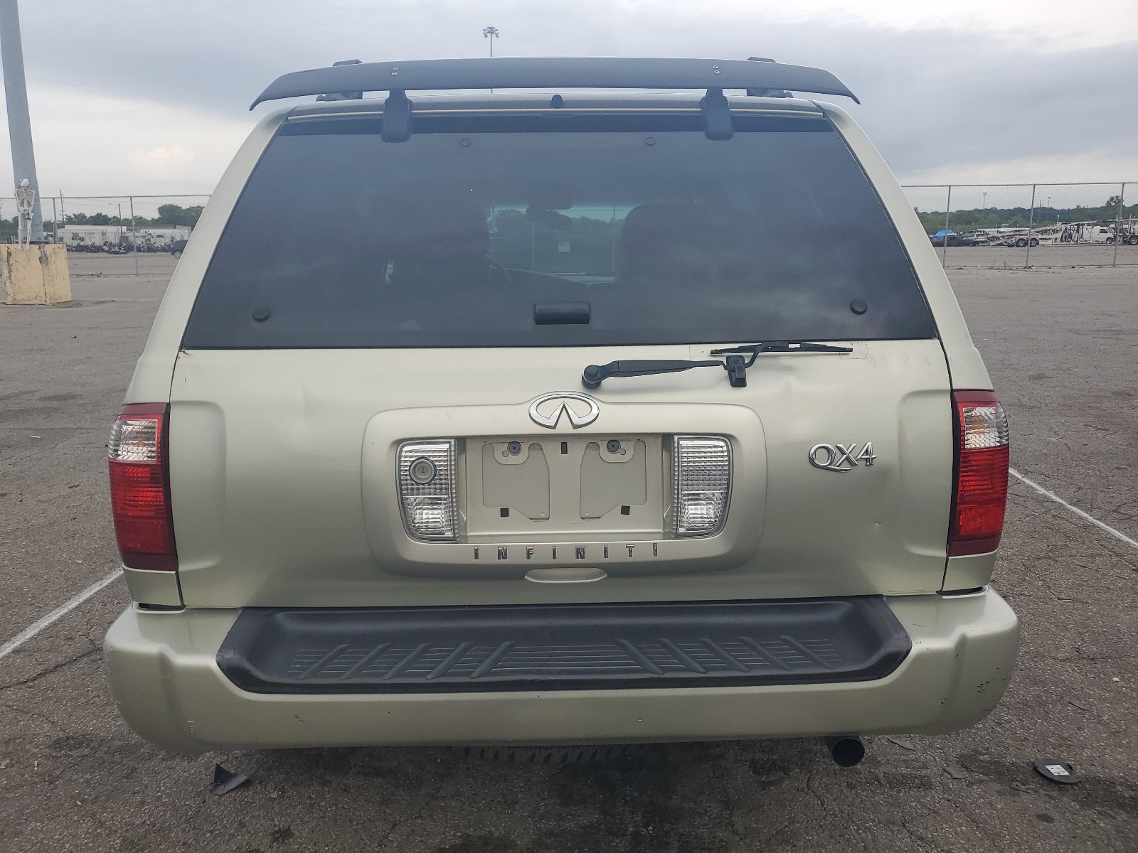 JNRDR09Y61W217972 2001 Infiniti Qx4