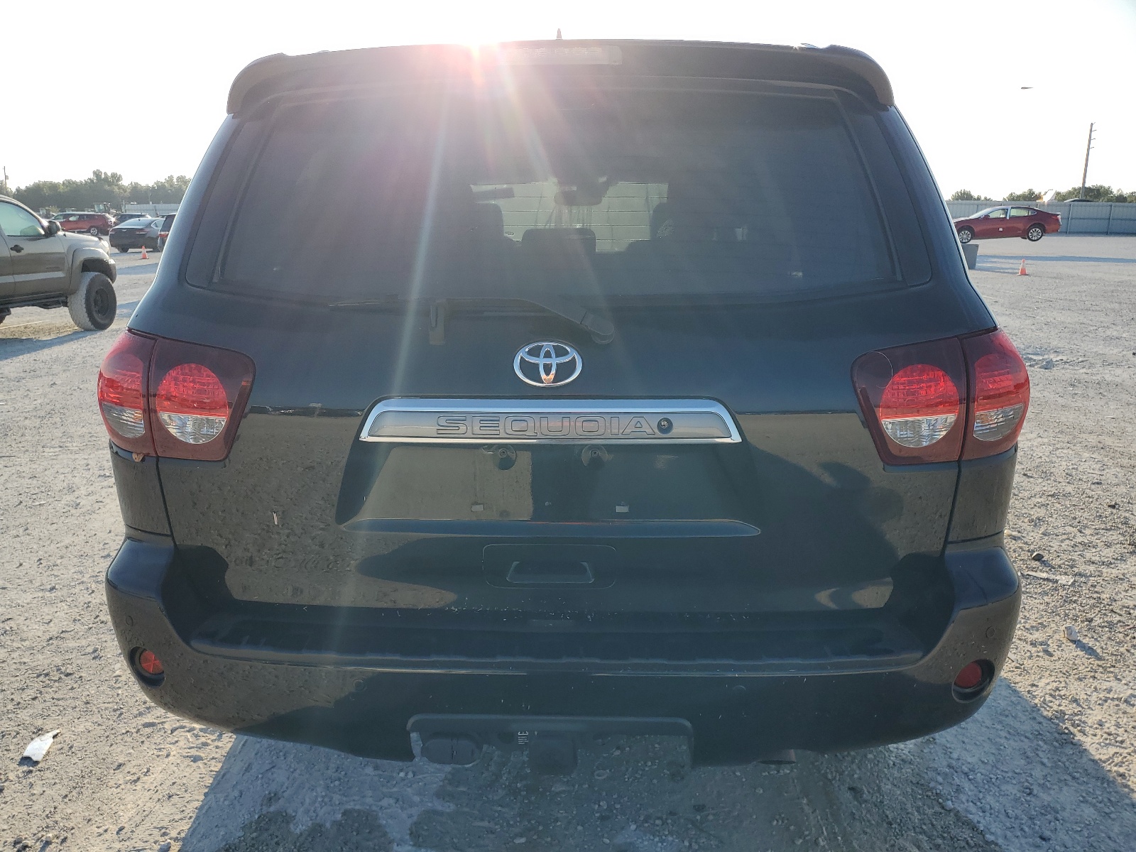 5TDJY5G11KS169825 2019 Toyota Sequoia Limited