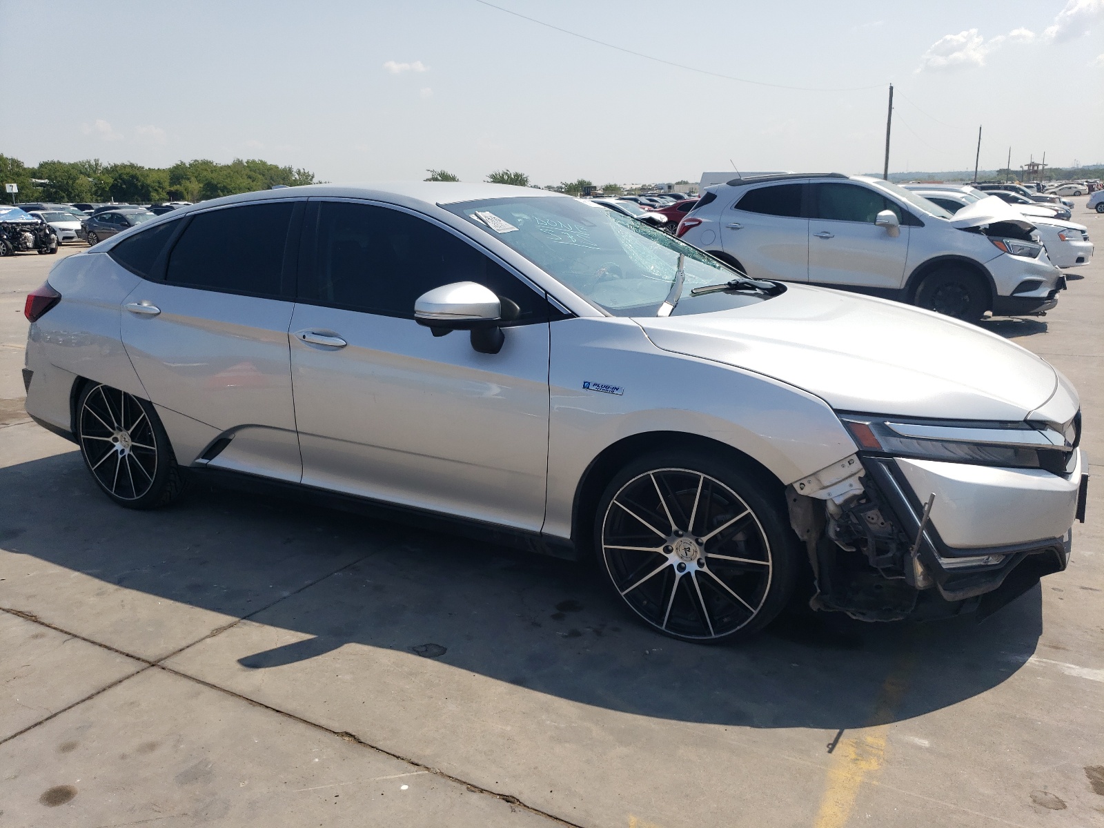 2018 Honda Clarity vin: JHMZC5F11JC014029