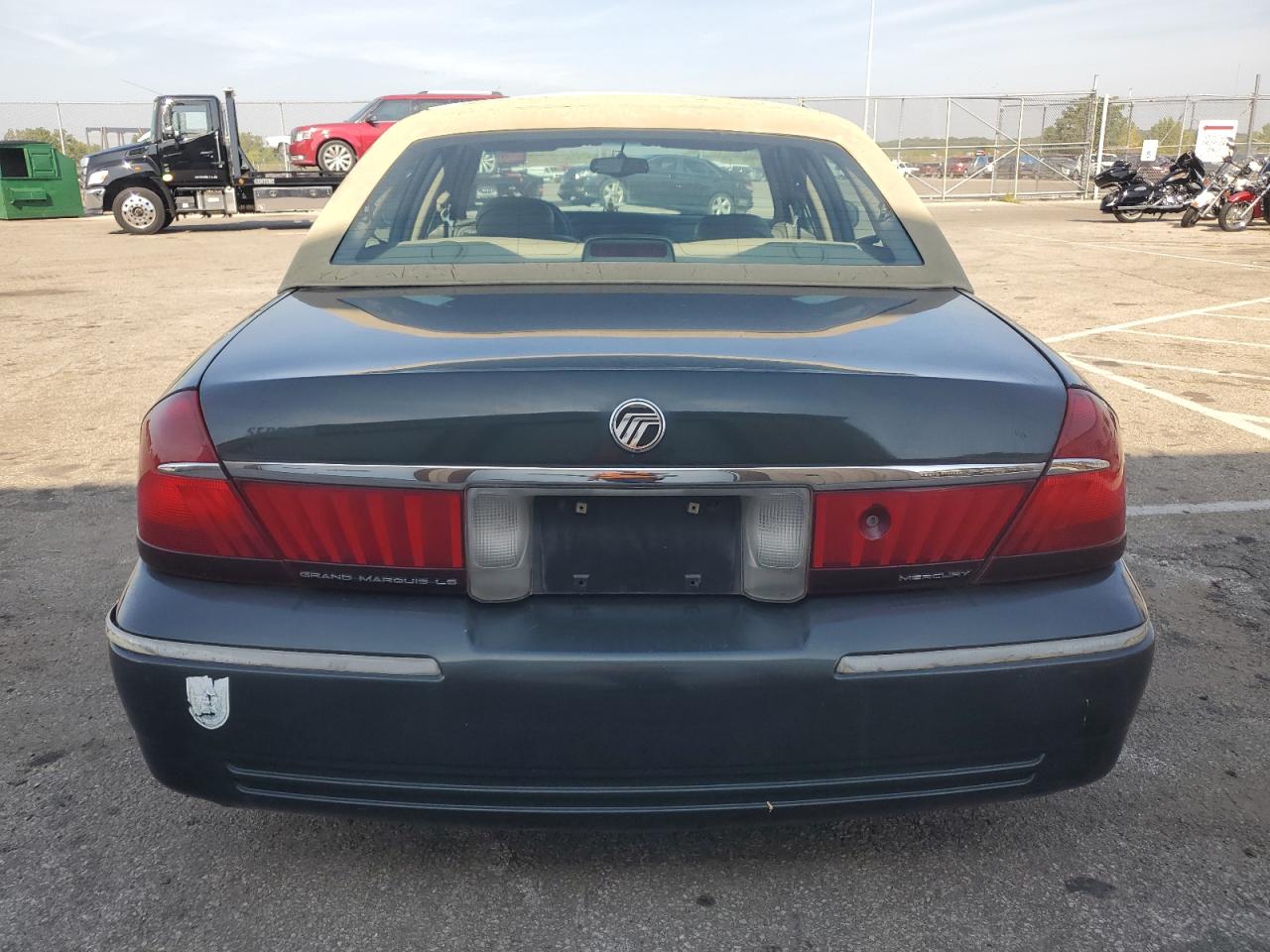 2002 Mercury Grand Marquis Ls VIN: 2MEFM75W52X640616 Lot: 69364394