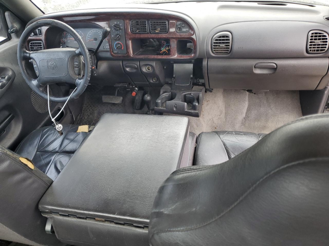 2000 Dodge Ram 2500 VIN: 1B7KF23Z8YJ139795 Lot: 68518154