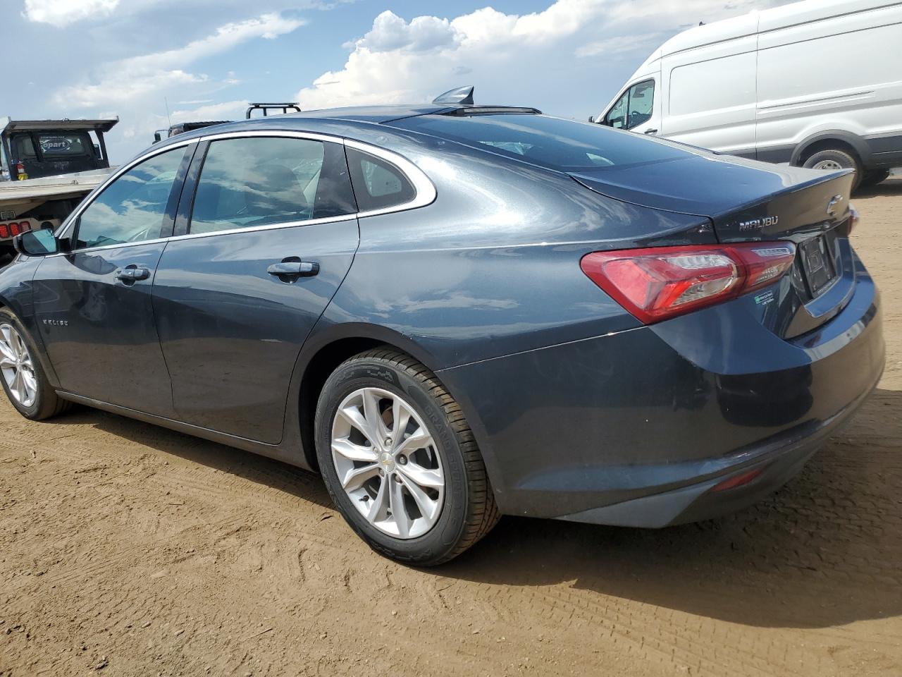 1G1ZD5ST4MF024071 2021 CHEVROLET MALIBU - Image 2