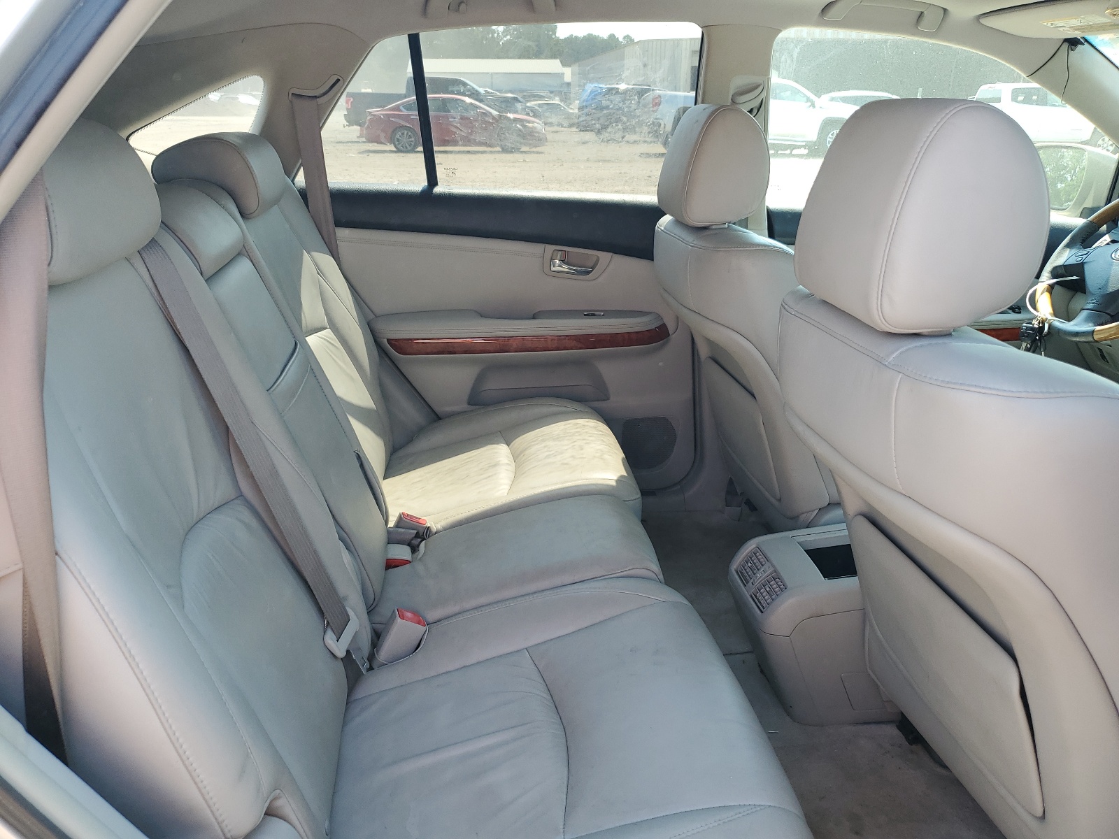 2T2GA31U56C046870 2006 Lexus Rx 330