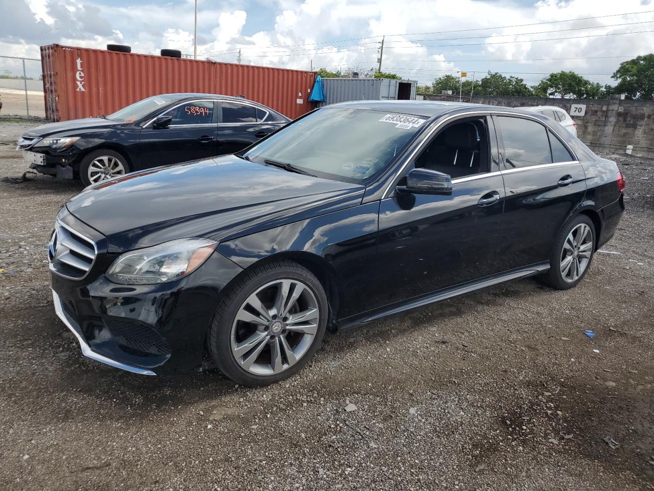 2014 Mercedes-Benz E 350 VIN: WDDHF5KB1EA951487 Lot: 69383644