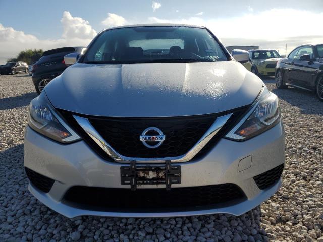  NISSAN SENTRA 2017 Srebrny