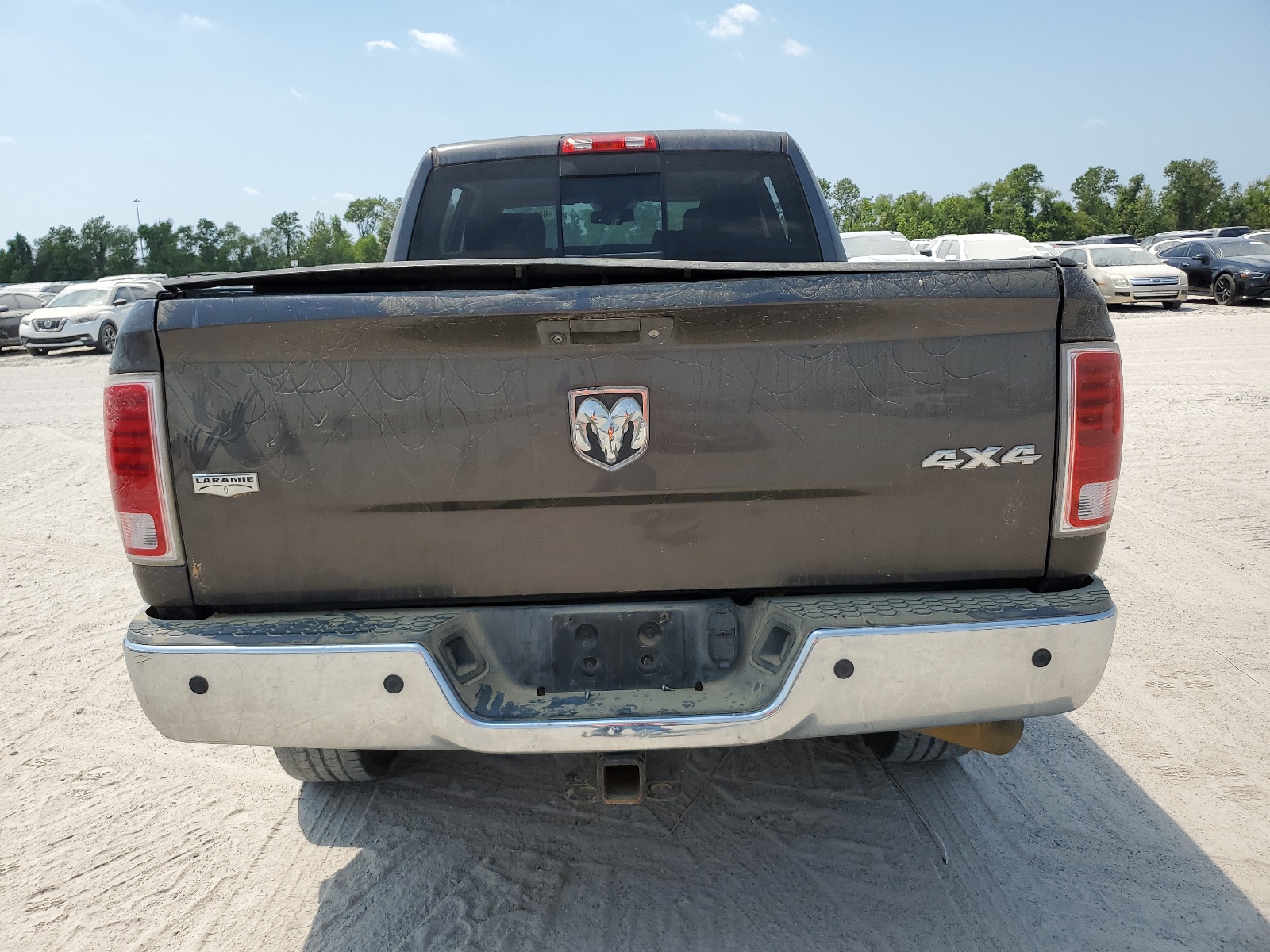 3C6UR5NL1FG681952 2015 Ram 2500 Laramie
