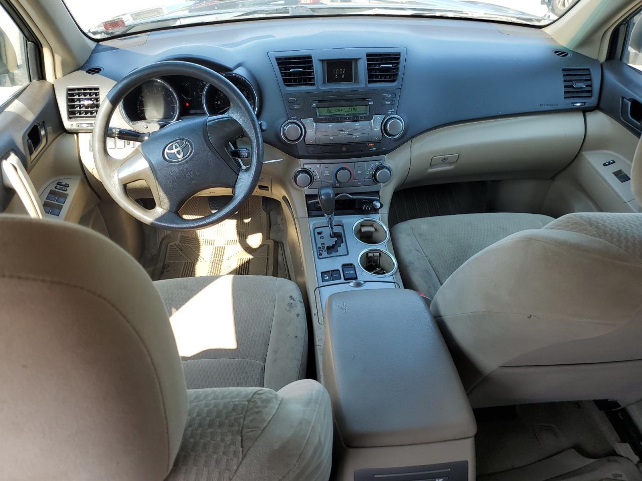 2010 Toyota Highlander VIN: 5TDBK3EHXAS027711 Lot: 65667014