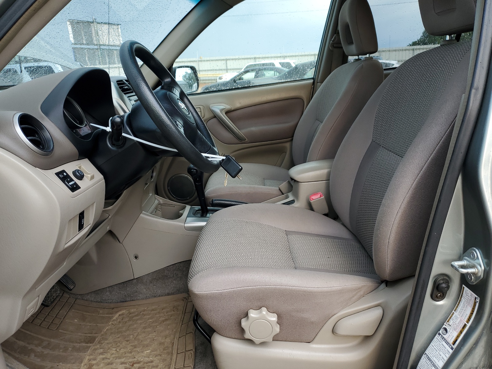 JTEHD20V340020825 2004 Toyota Rav4