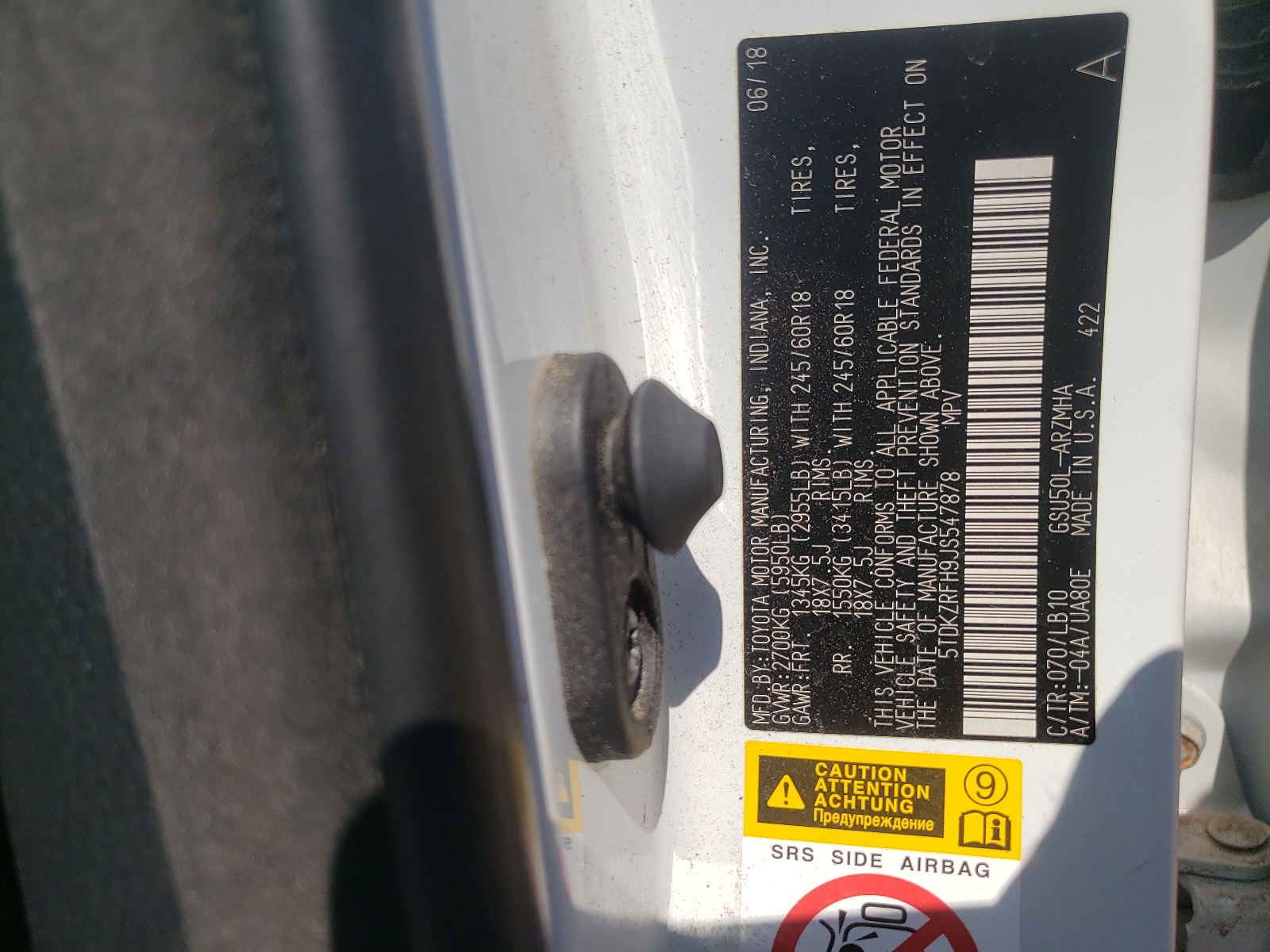 5TDKZRFH9JS547878 2018 Toyota Highlander Se