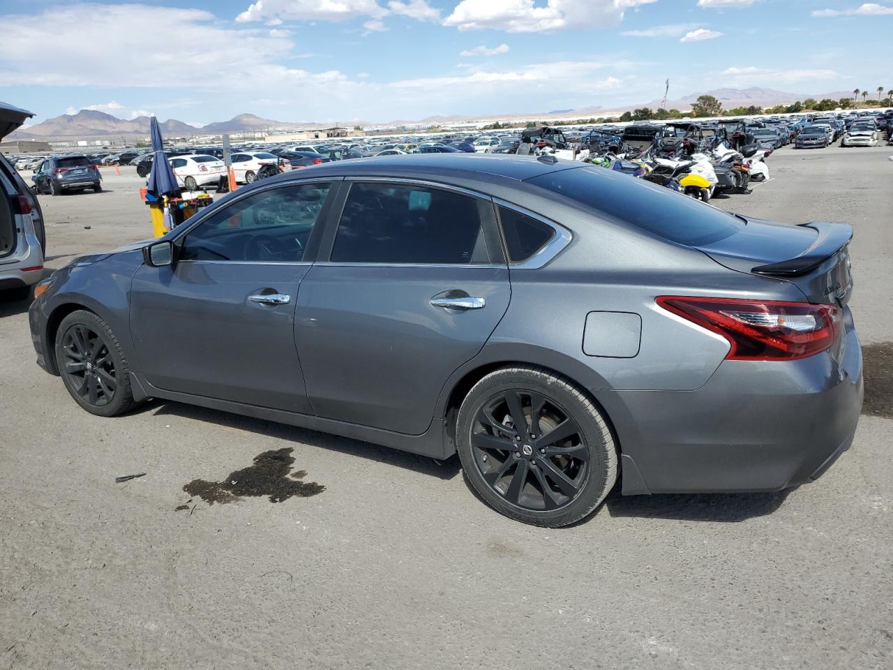 1N4AL3APXJC265071 2018 NISSAN ALTIMA - Image 2