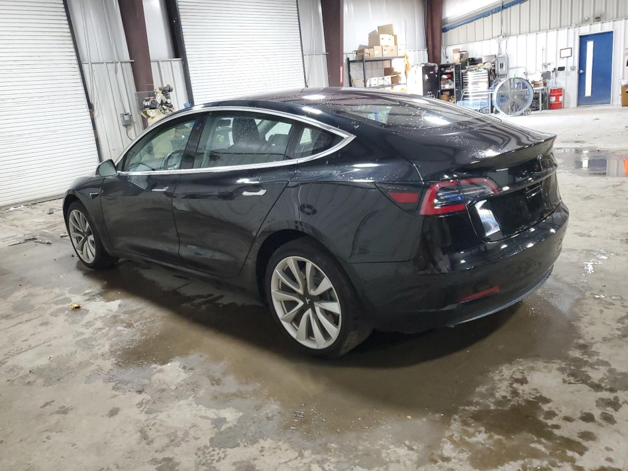 VIN 5YJ3E1EA8JF036222 2018 TESLA MODEL 3 no.2