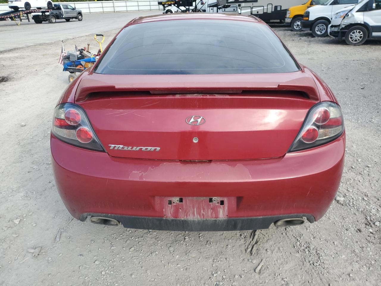 2008 Hyundai Tiburon Gs VIN: KMHHM66D48U275701 Lot: 65001994