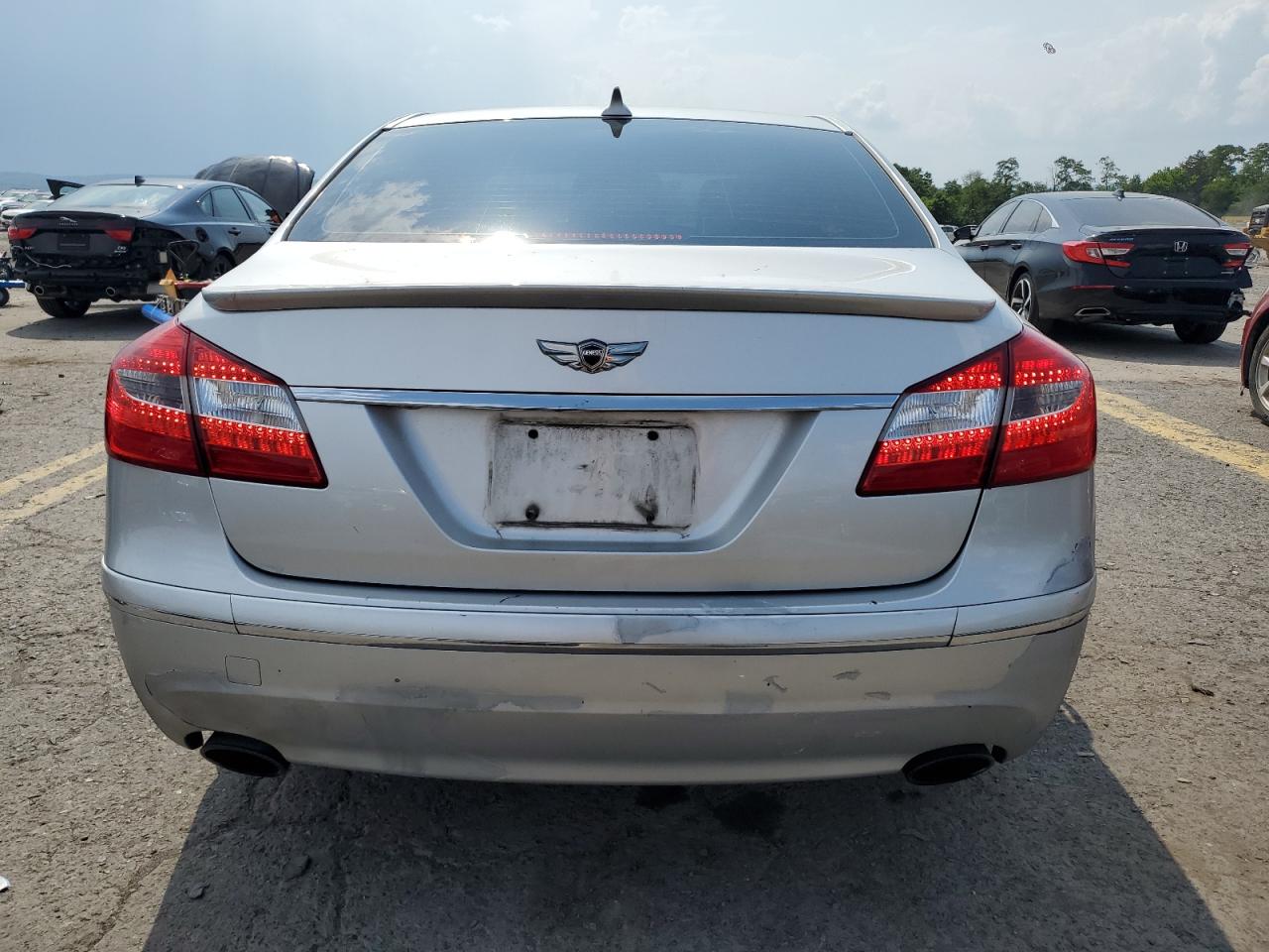 2011 Hyundai Genesis 3.8L VIN: KMHGC4DE4BU131555 Lot: 66334724