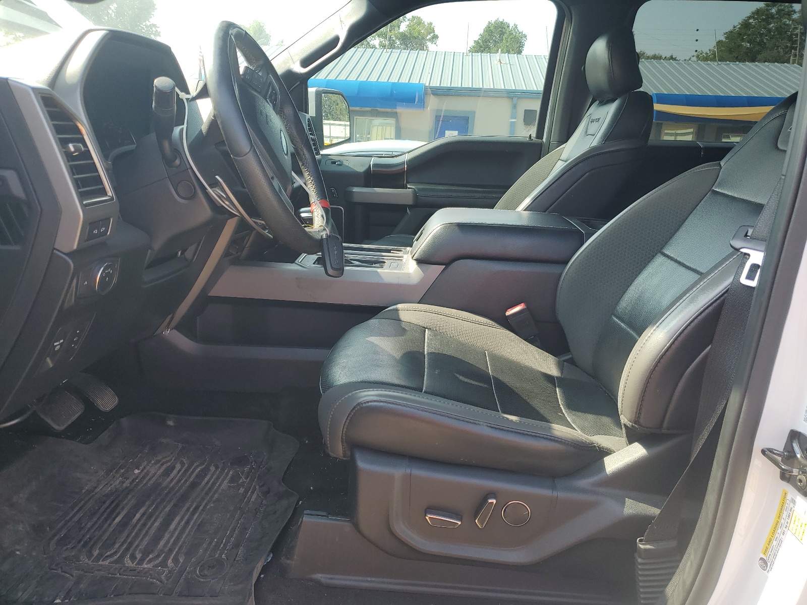 1FTFW1RG4KFA14434 2019 Ford F150 Raptor 1FTFW1RG4KFA14434 2019 Ford F150 Raptor