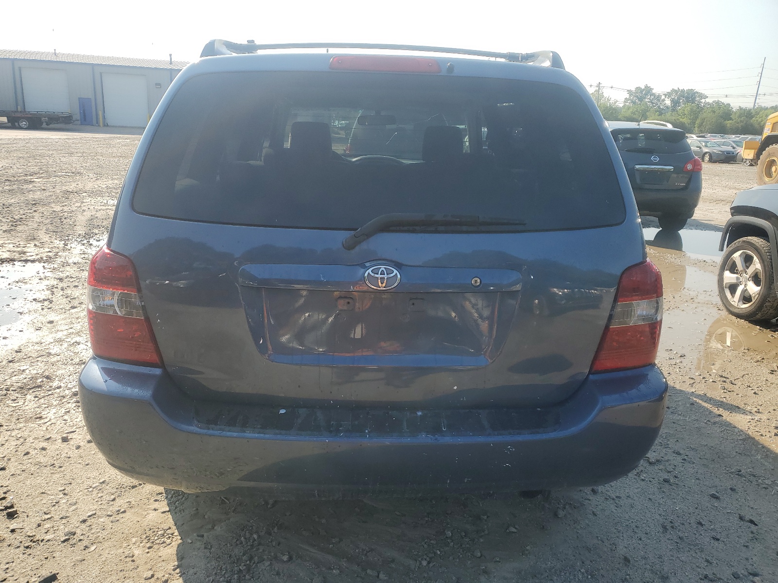 JTEGD21A050106893 2005 Toyota Highlander