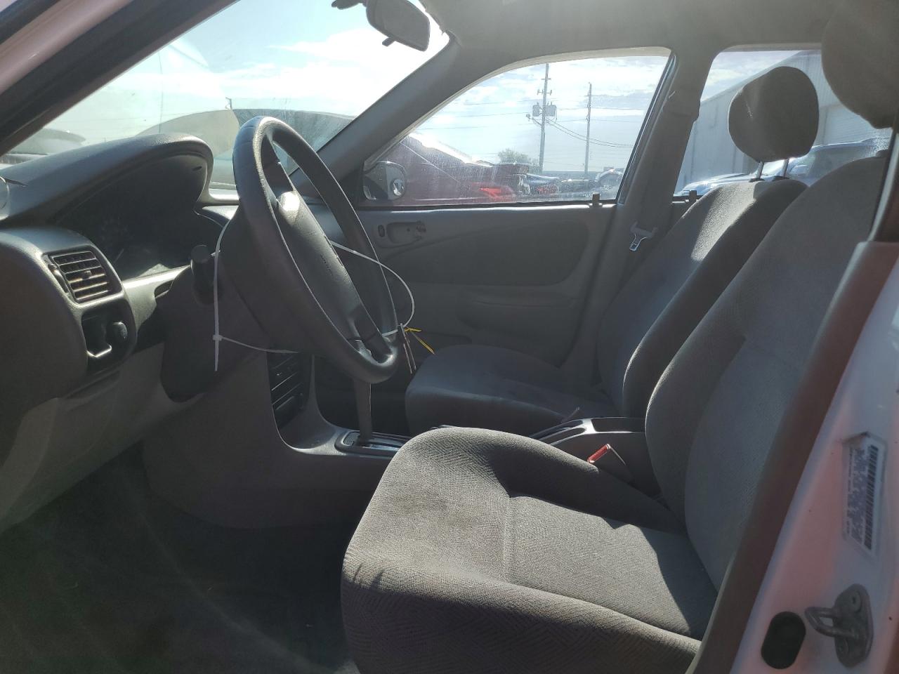 2002 Chevrolet Geo Prizm Base VIN: 1Y1SK52882Z415385 Lot: 67874624