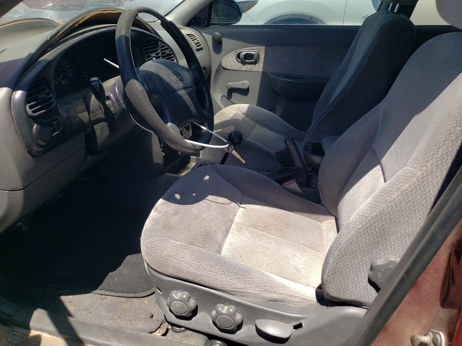 KNAFB161225088417 2002 Kia Spectra Gs