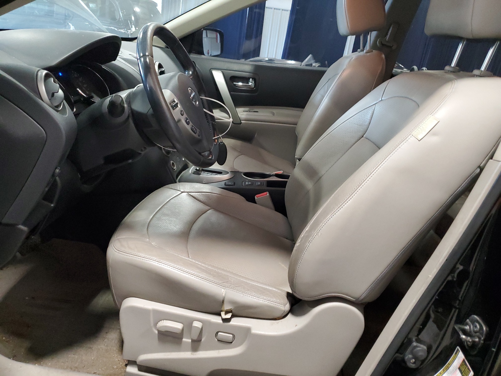 JN8AS5MV6CW363085 2012 Nissan Rogue S