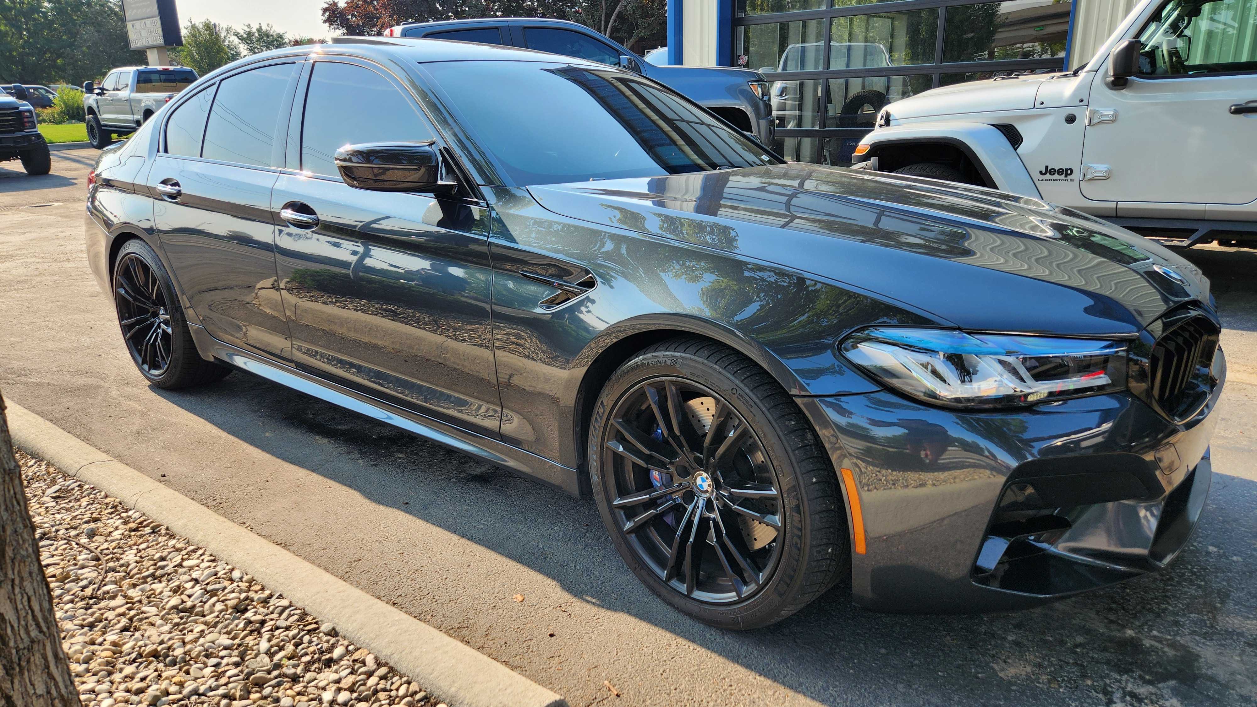 2018 BMW M5 vin: WBSJF0C58JB284065