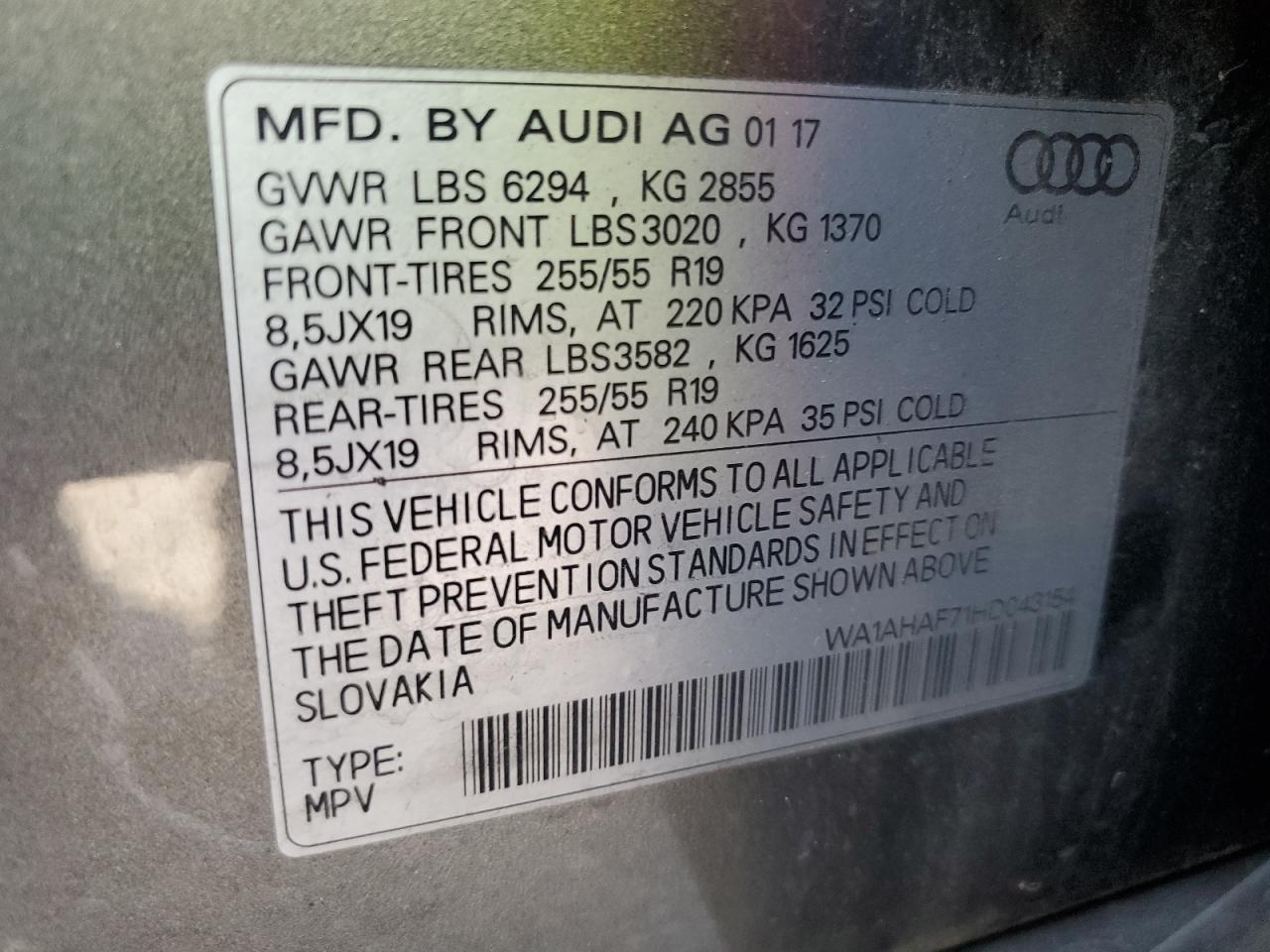 WA1AHAF71HD043154 2017 Audi Q7 Premium