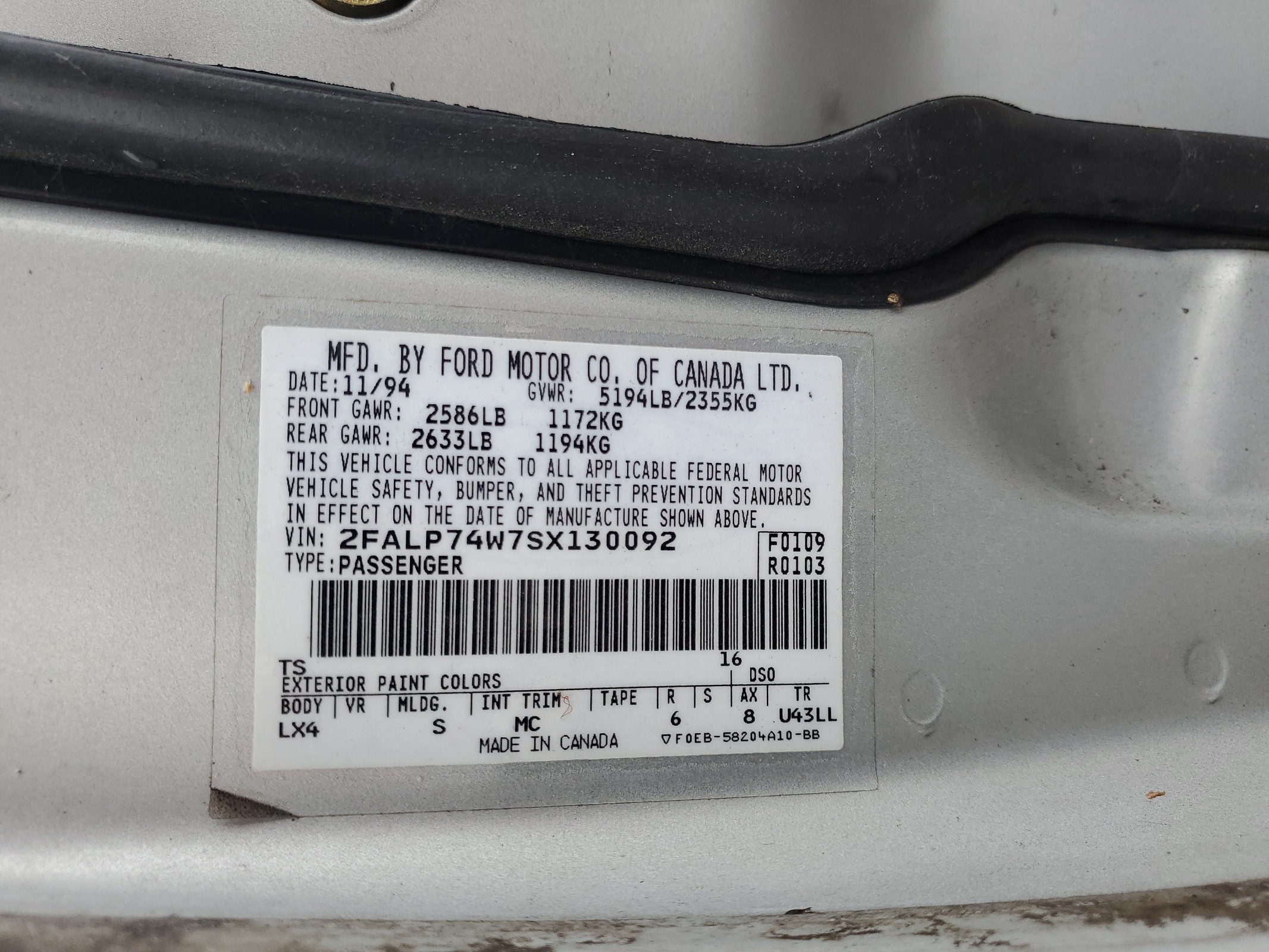 2FALP74W7SX130092 1995 Ford Crown Victoria Lx