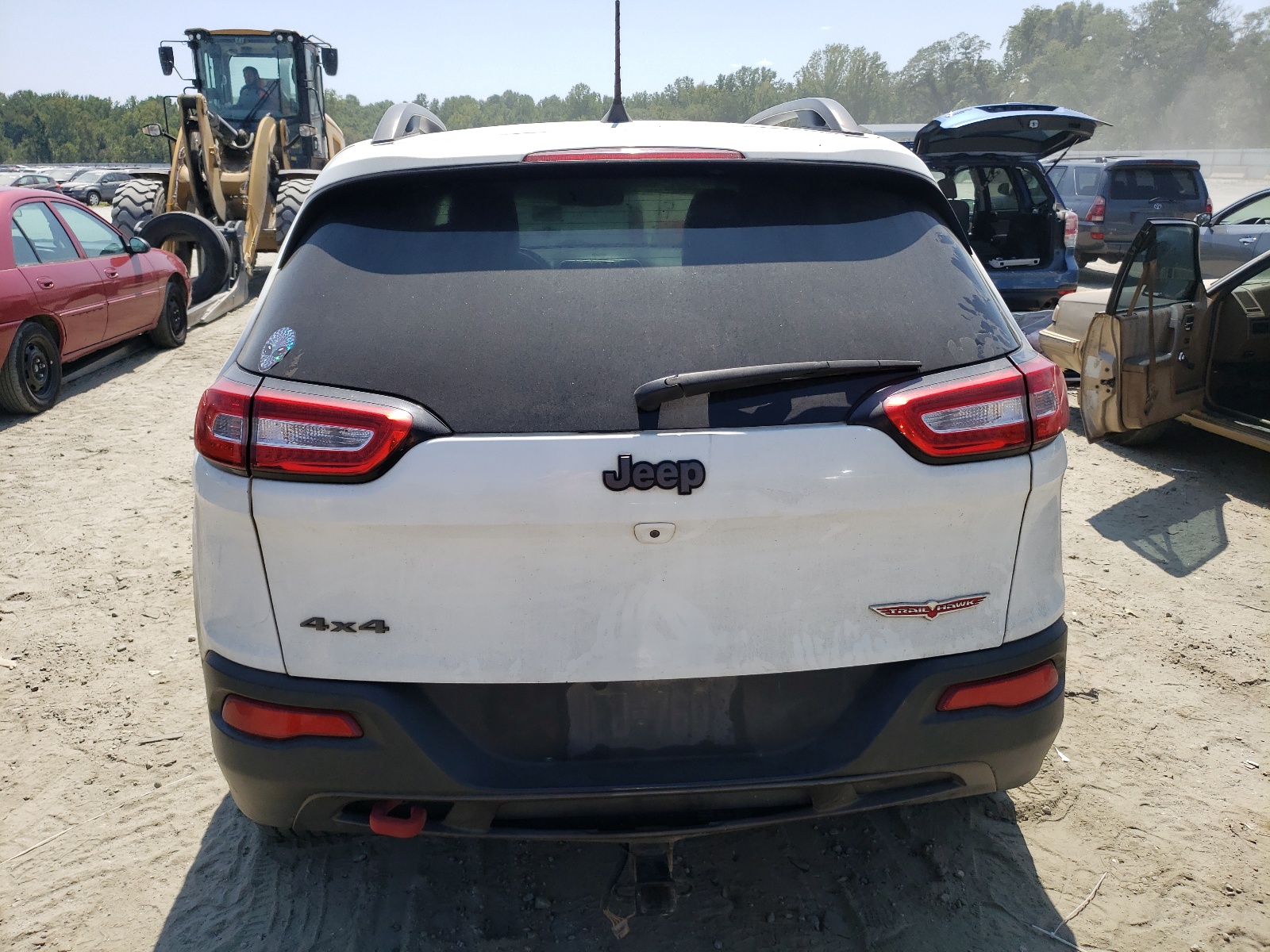 1C4PJMBB2GW241762 2016 Jeep Cherokee Trailhawk