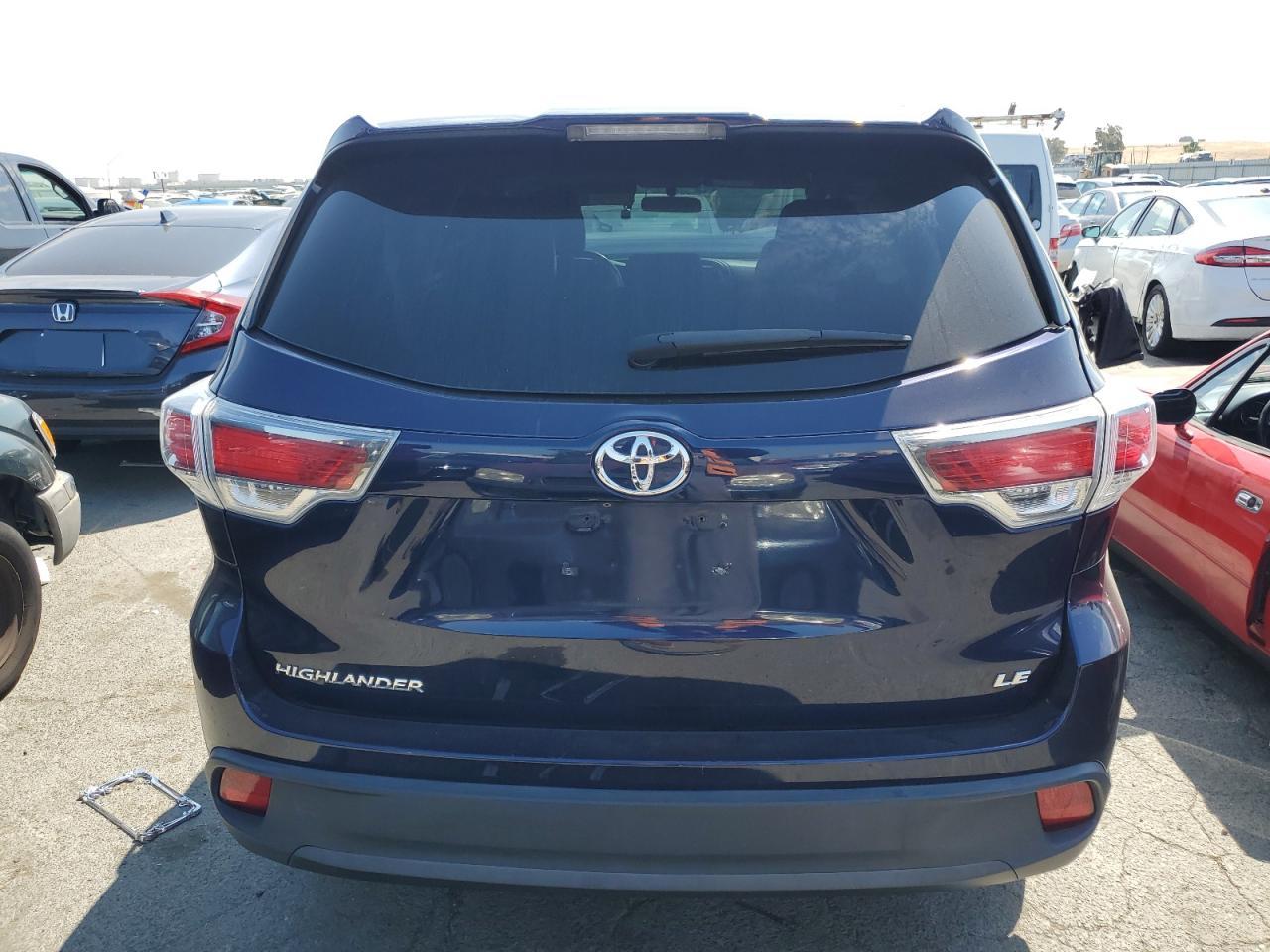 2015 Toyota Highlander Le VIN: 5TDZARFH1FS013982 Lot: 66572614