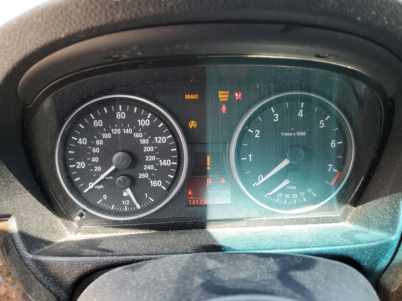 WBAVC93547KX61196 2007 BMW 328 Xi