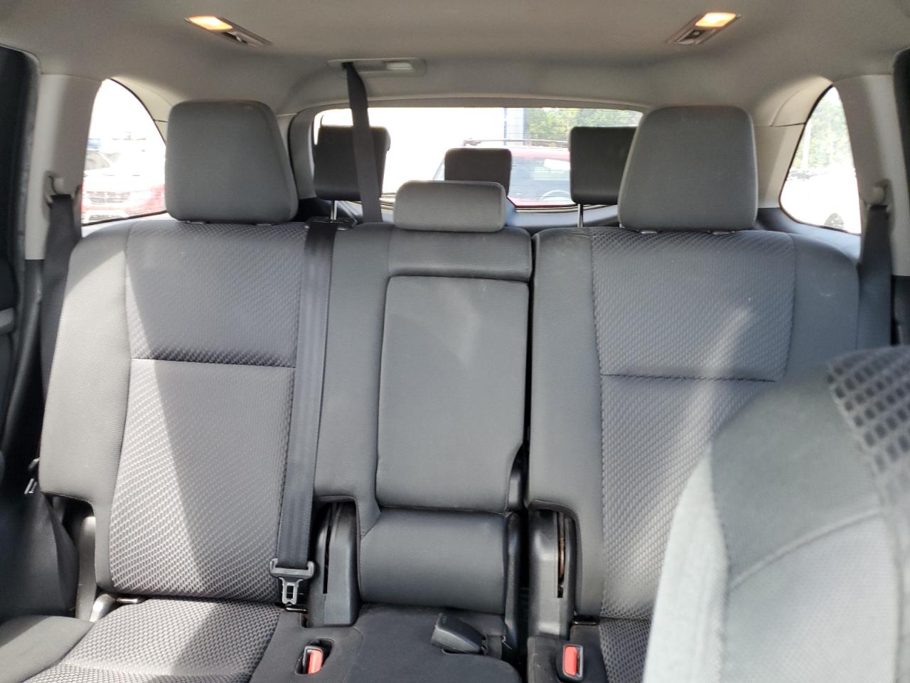 2019 Toyota Highlander Le VIN: 5TDZZRFH2KS326400 Lot: 65478484