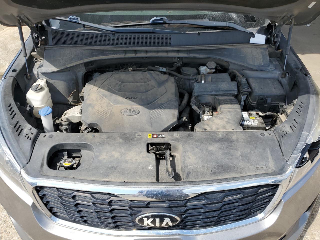 5XYPGDA50KG469226 2019 Kia Sorento Lx