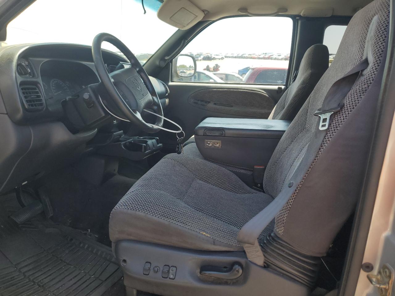 1B7HC13Z31J205723 2001 Dodge Ram 1500