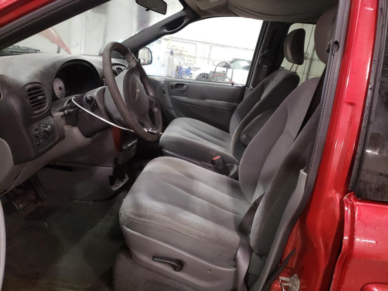 2005 Chrysler Town & Country Lx VIN: 2C4GP44RX5R114692 Lot: 66184714