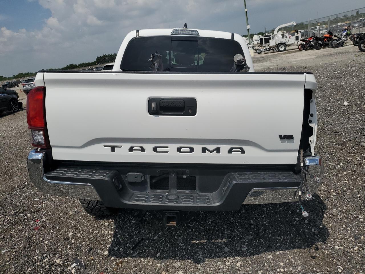 2021 Toyota Tacoma Double Cab VIN: 5TFAZ5CN0MX100918 Lot: 68403784