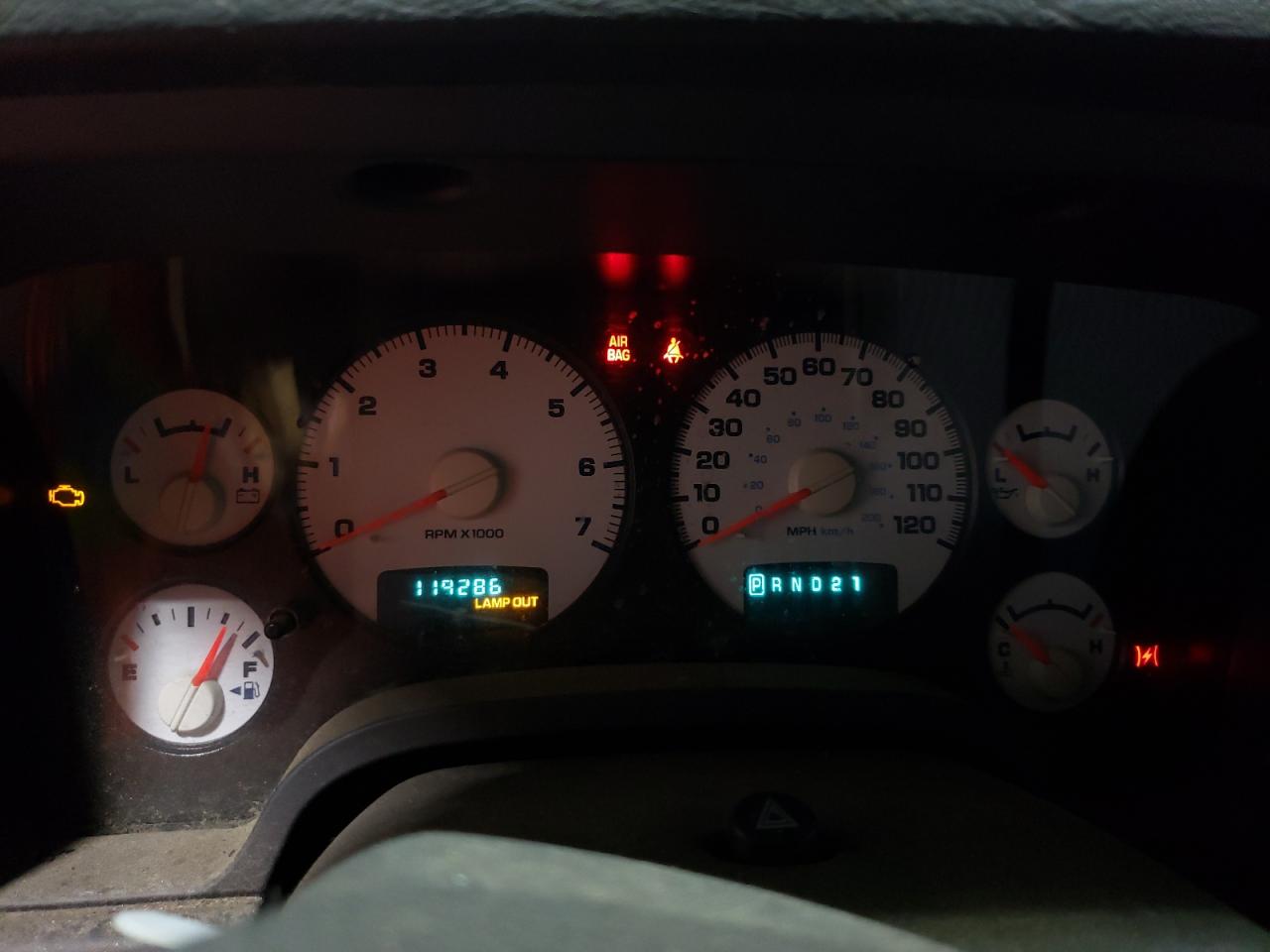 2004 Dodge Ram 2500 St VIN: 3D7KA26D24G257518 Lot: 68110004