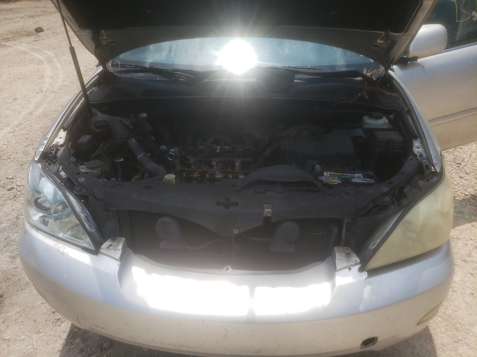 JTJGA31U050050500 2005 Lexus Rx 330