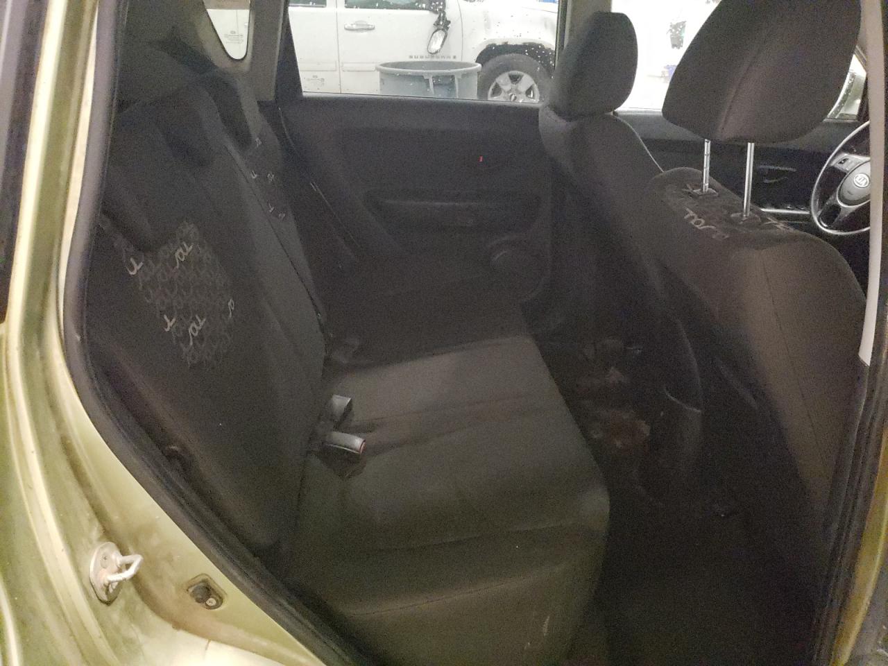 2010 Kia Soul + VIN: KNDJT2A2XA7037864 Lot: 65083264