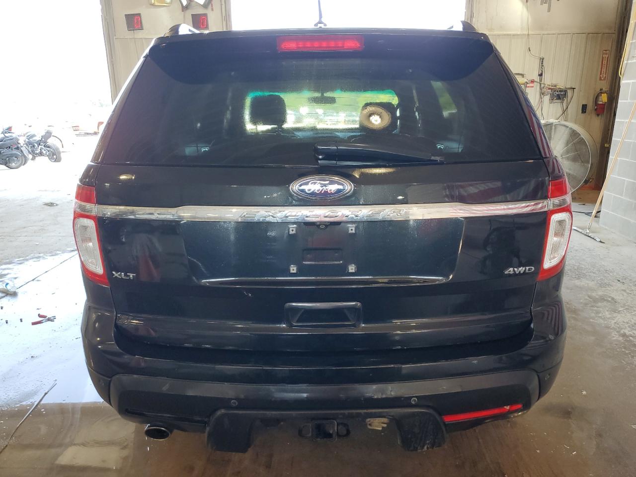 1FMHK8D82BGA56717 2011 Ford Explorer Xlt