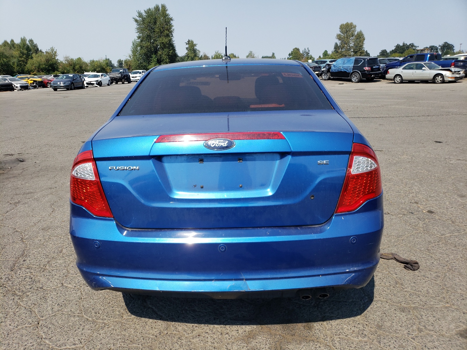 3FAHP0HA1BR238296 2011 Ford Fusion Se