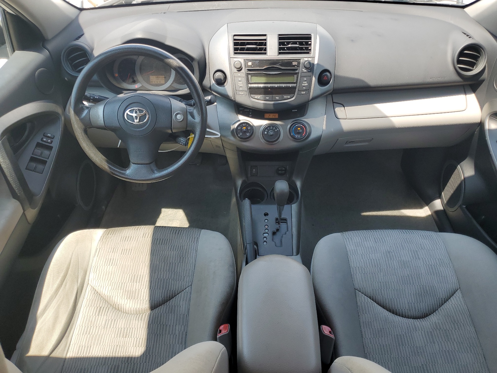 2T3ZF4DV2BW085201 2011 Toyota Rav4